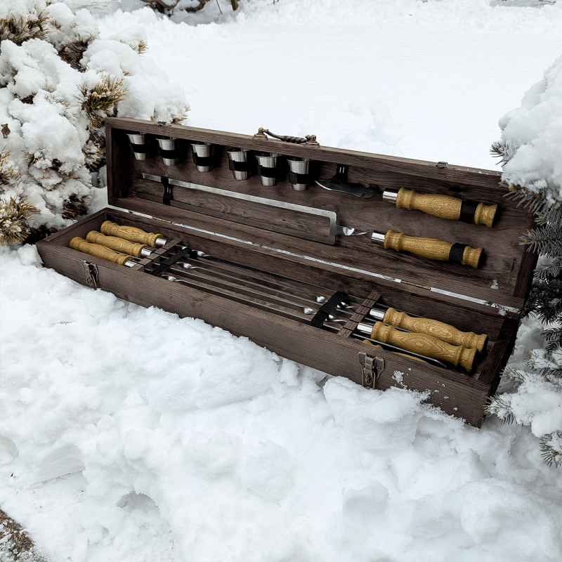 Набір шампурів у дерев'яному кейсі “Геркулес” на 6 персон (14 предметів)