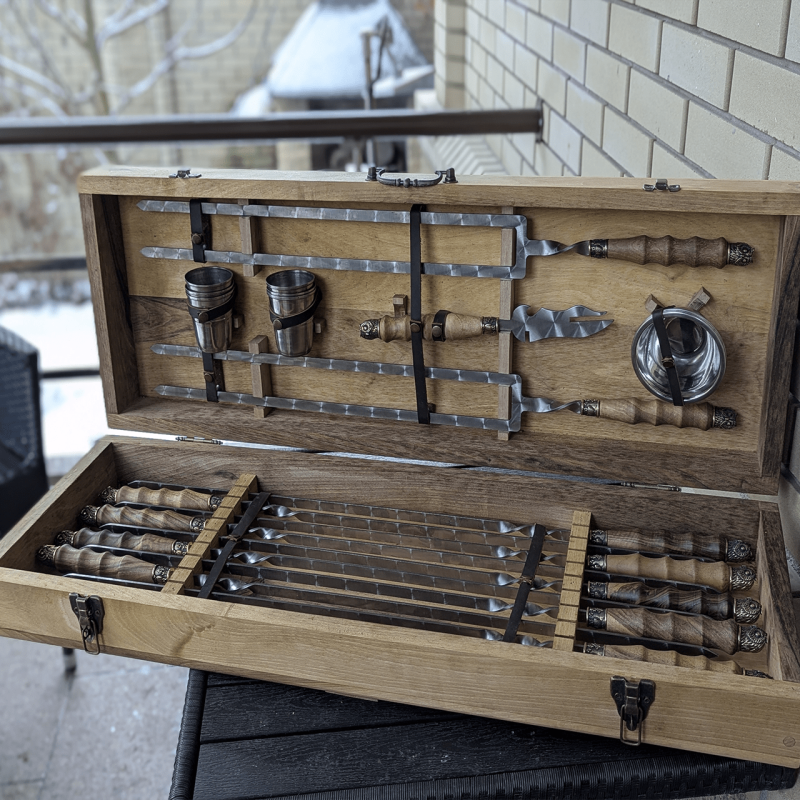 Набір шампурів 'Гетьманський Горіх' на 10 персон у преміальному кейсі (22 предметa)